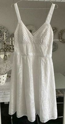Alain Manoukian Damen Kleid Größe 40/42,Midi (106 Länge)von Achsel zu Achsel 46 