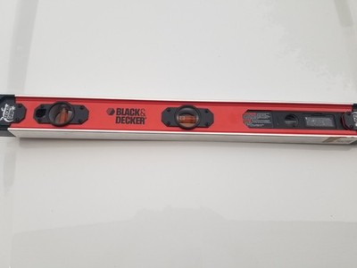BLACK+DECKER BDHT43188 Aluminium Box Beam Level 40cm W/built In Stud Finder  