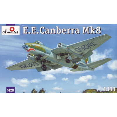 AMODEL 1429 E.E.Canberra Mk.8 Scale Aircraft 1/144 - Plastic model kit