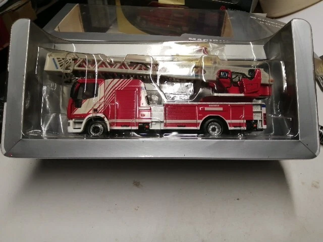 MAGIRUS IVECO M32-LS POMPIER GRANDE ECHELLE single extension 1/43 ELIGOR 114915 - Photo 2/4