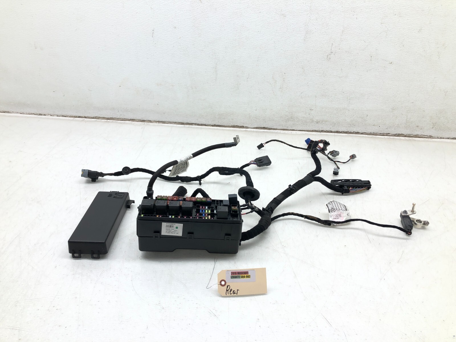 2017-2024 MASERATI LEVANTE S 3.0L CABIN FUSE BOX W/ WIRE HARNESS OEM #CUT