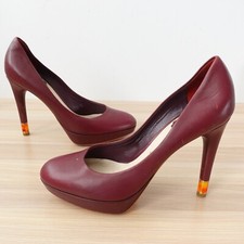 VINTAGE Christian Dior Shoes Women 38.5 7.5 Burgundy Leather Pump Bakelite Heels