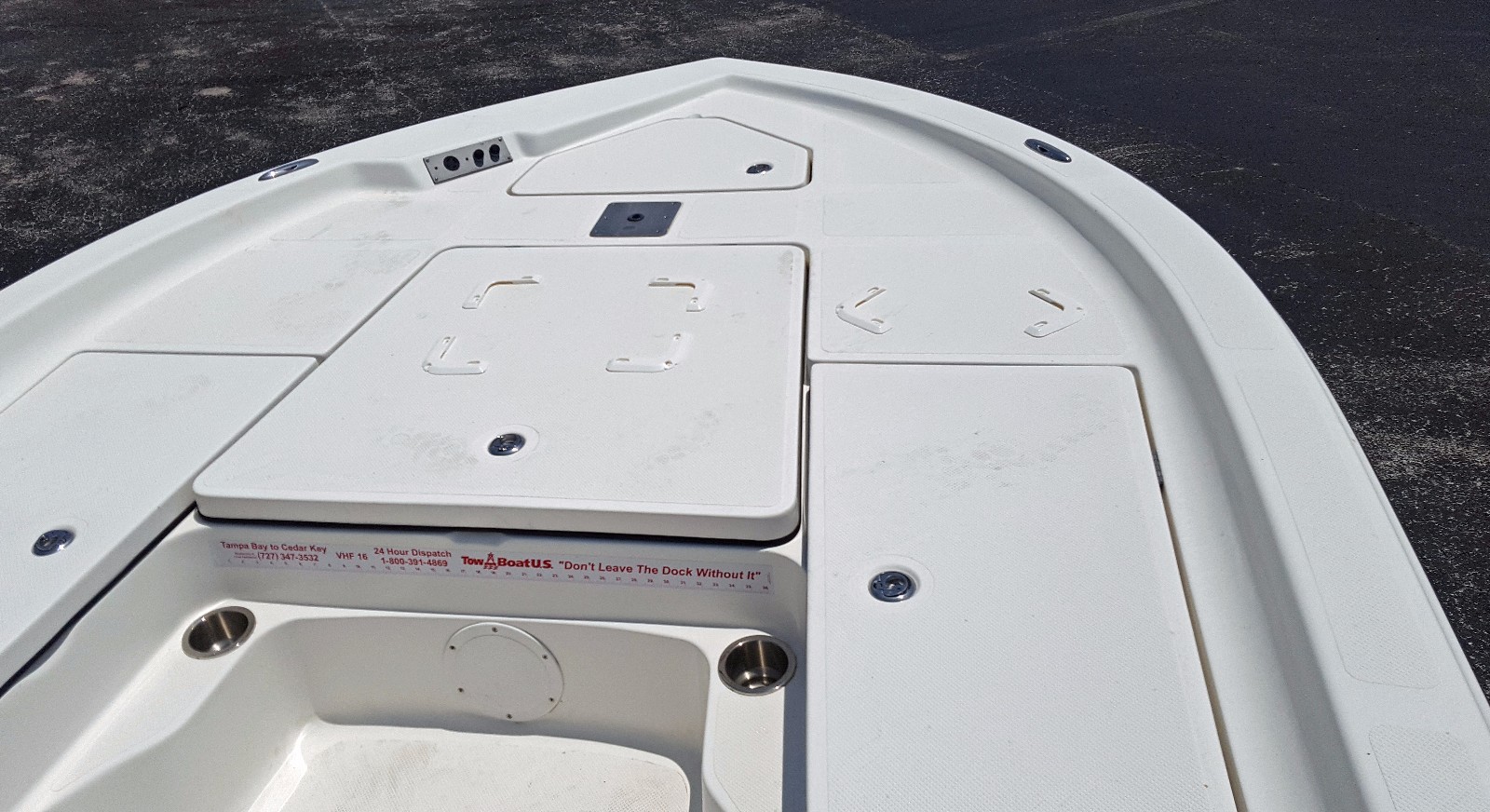 VersaChock WHITE Cooler/Ice Chest/Bucket/Fuel Tank/Tie Down/Mounting