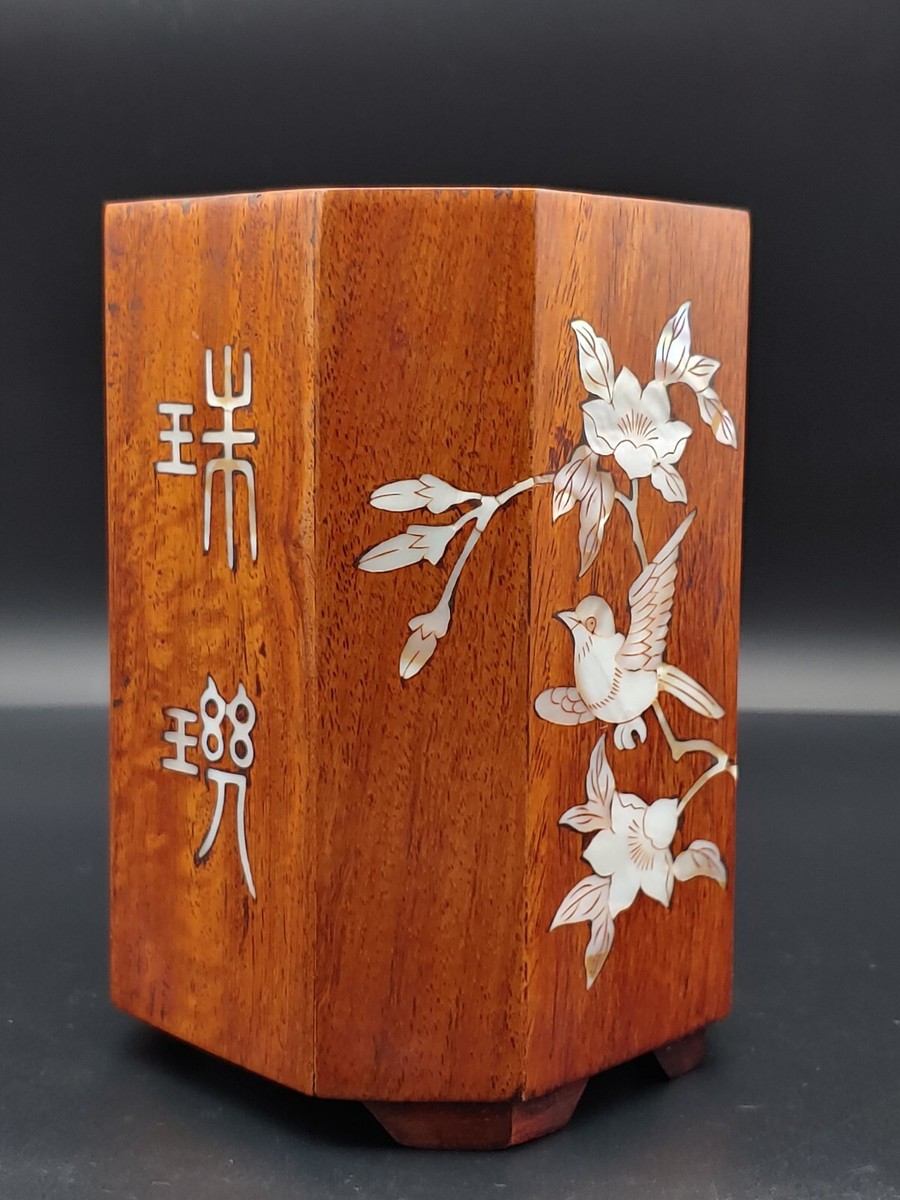 中国漆芸 筆立て　印籠 花と植物の彫刻　中国製 中国漆芸 筆立て 印籠 花と植物の彫刻 中国製