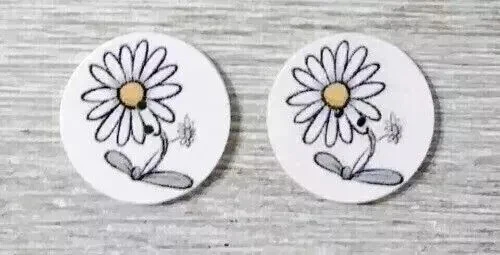 daisy flower wood buttons sewing 2 holes 3/4 inch (set #1) 2pc - Image 2 of 2