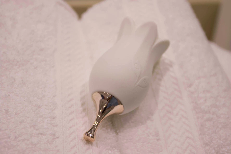 Vibrador para chupar clítoris rosa juguete sexual masajeador de lujo MiGe-blanco [OFERTA FLASH] Foto 4 de 4