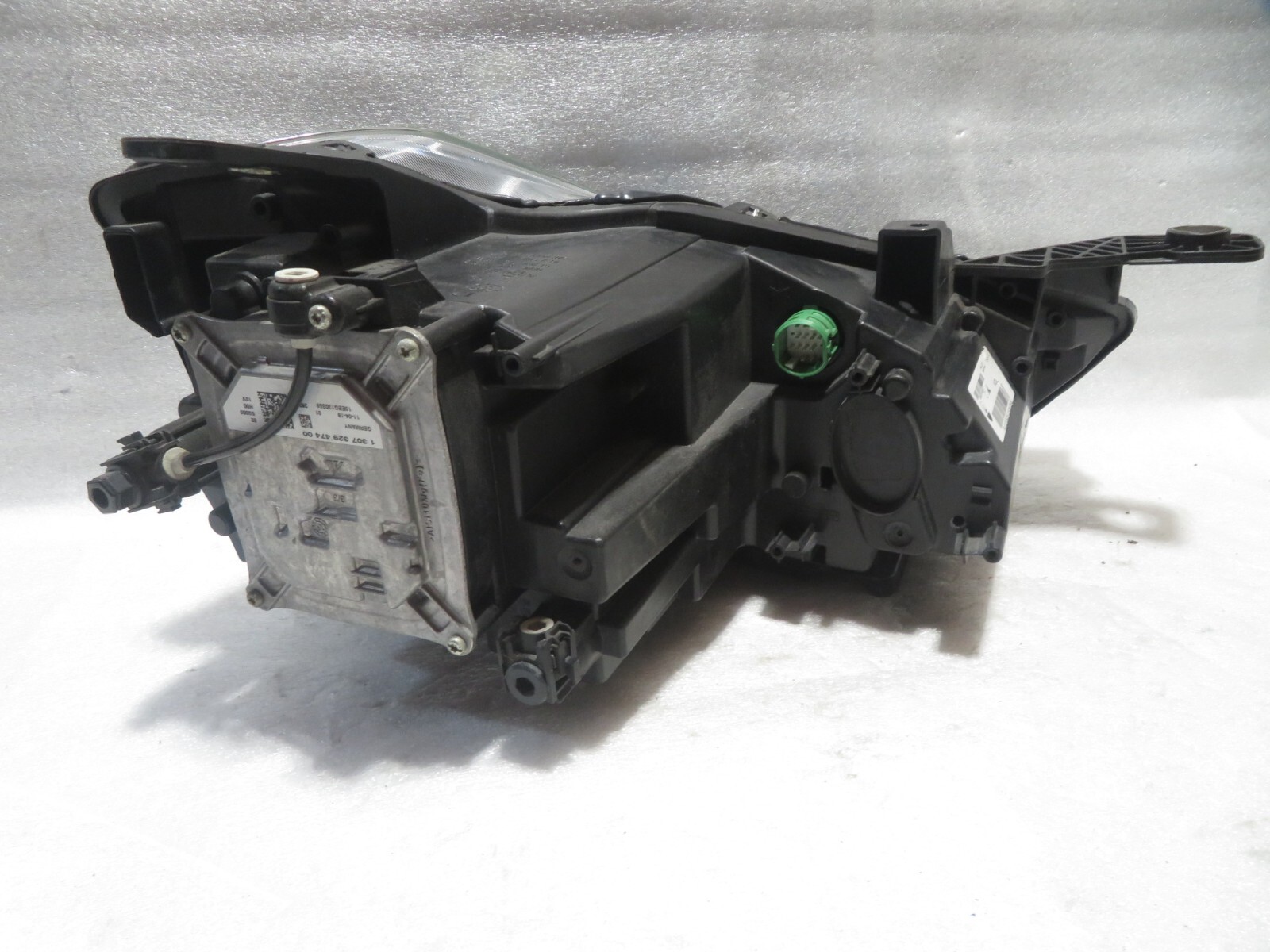 2014  2016 2018 Ghibli Maserati  Headlight Driver  Left LH   Xenon HID  OEM RC21