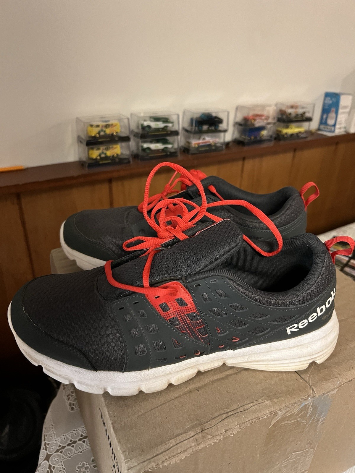 Reebok Men’s Size 10 Sneakers