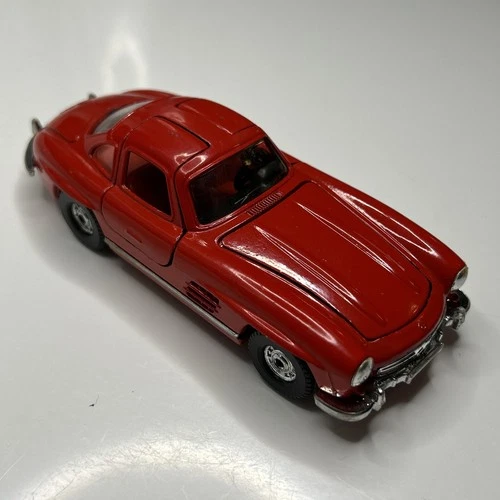 CORGI MERCEDES 300SL GULLWING (1954) 802 RED RARE RED INTERIOR 1:36 VINTAGE 1982