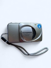 Olympus Infinity Stylus Zoom 140 35mm Point  Shoot Camera TESTED WORKS