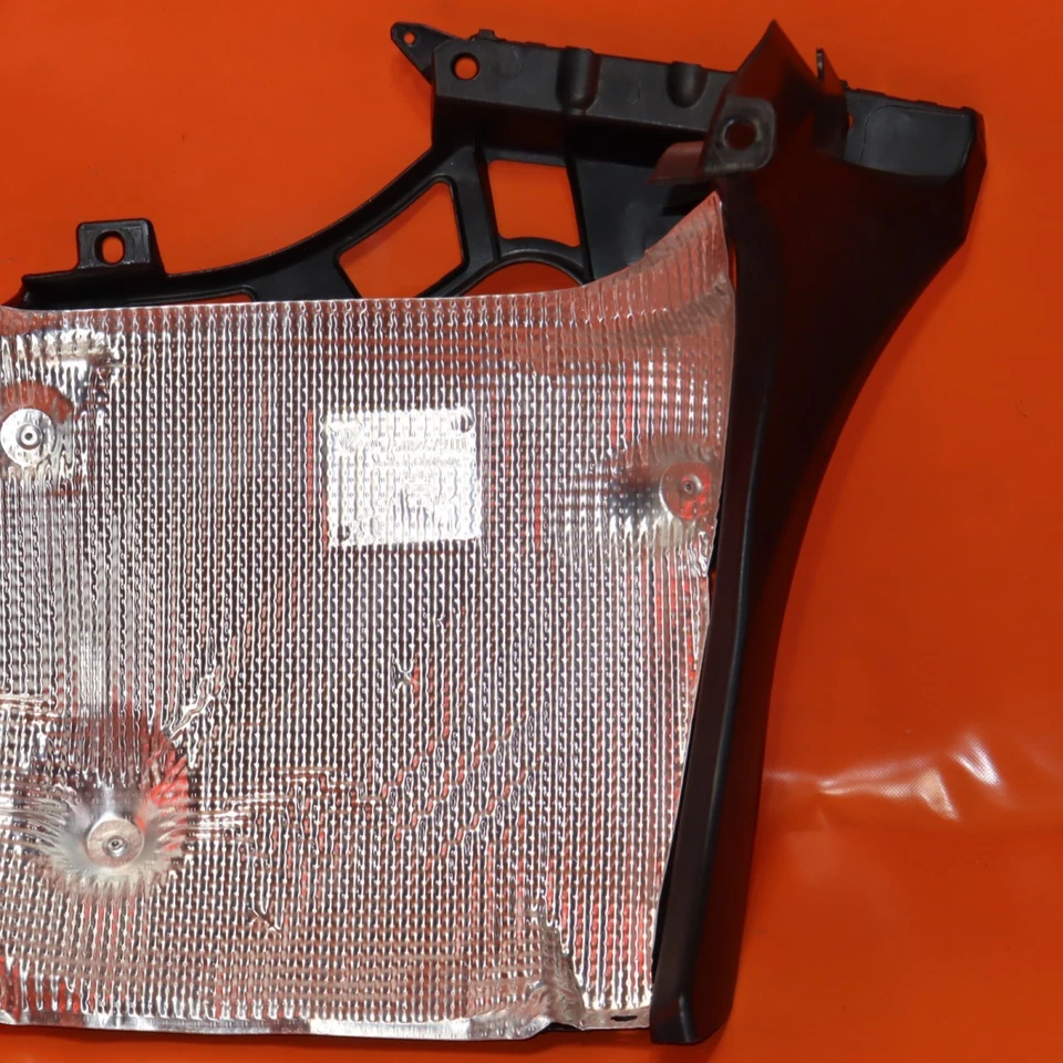 PORSCHE 911 CARRERA ESCUDO TÉRMICO IZQUIERDO 2006 2007 2008 2009 2010 2011 2012 OEM Foto 3 de 4