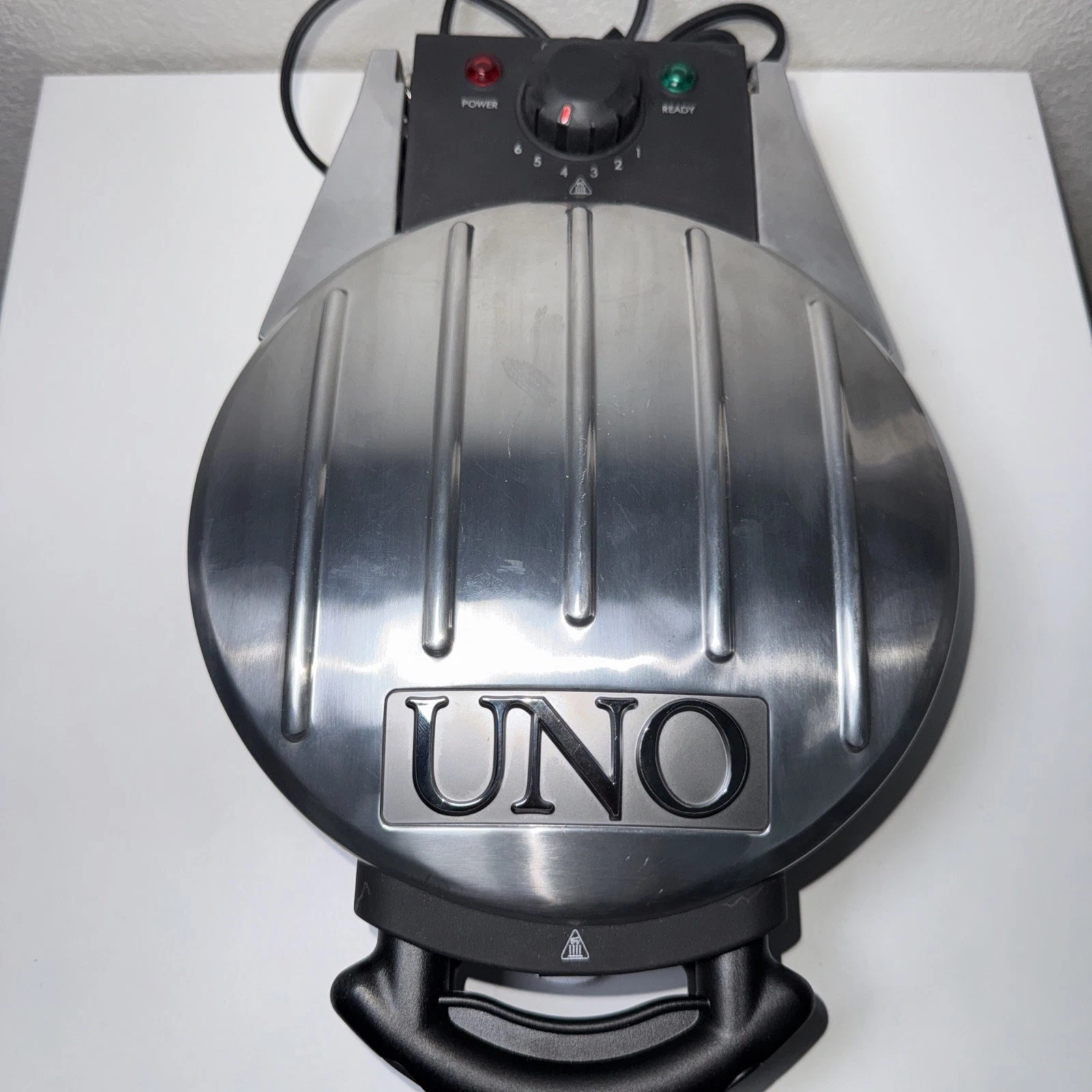 VillaWare 20120 UNO Reversible Belgian Waffle/Heart/Pizzelle Maker Tested