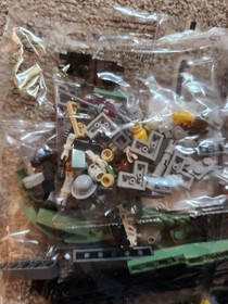 LEGO 9468 Monster Fighters Vampyre Castle sealed bag #1 ONLY 7 minifigures + car