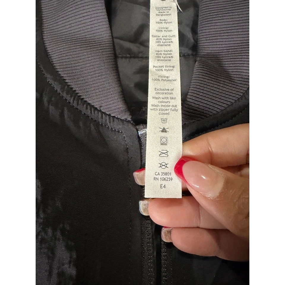 Lululemon Non-Stop Bomber Athletic Vest Women 10 insulated reversible outdoor - Image 3 of 4