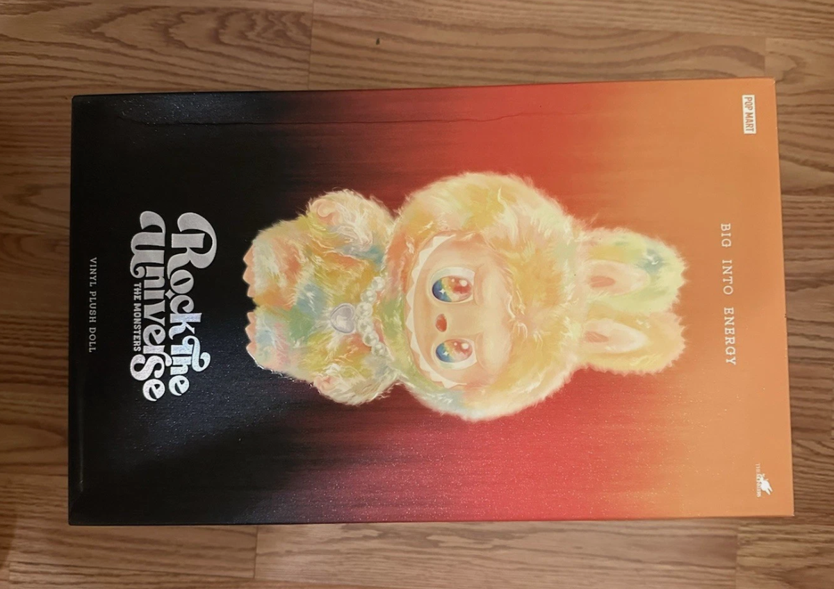 US)AUTHENTIC-PopMart-THE MONSTERS-LABUBU-Rock The Universe