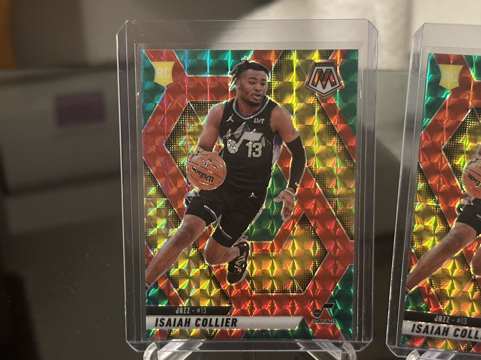 2024-25 Panini Mosaic Rookies Choice Red Green Prizm Isaiah Collier Rookie #222