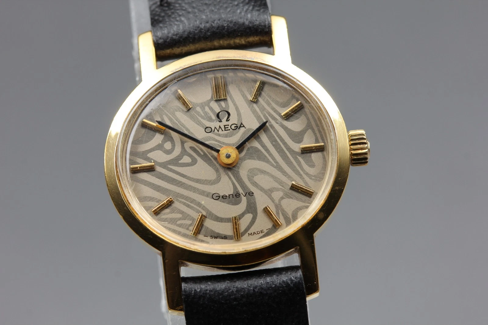 Omega — 1973 OMEGA Geneve Cal.625 Ref.511.0412 Gold Marble Dial Manual Winding Womens