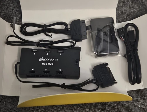 Corsair - iCUE Lighting Node PRO & 6 port RGB Hub + Cables BRAND NEW and Un-used