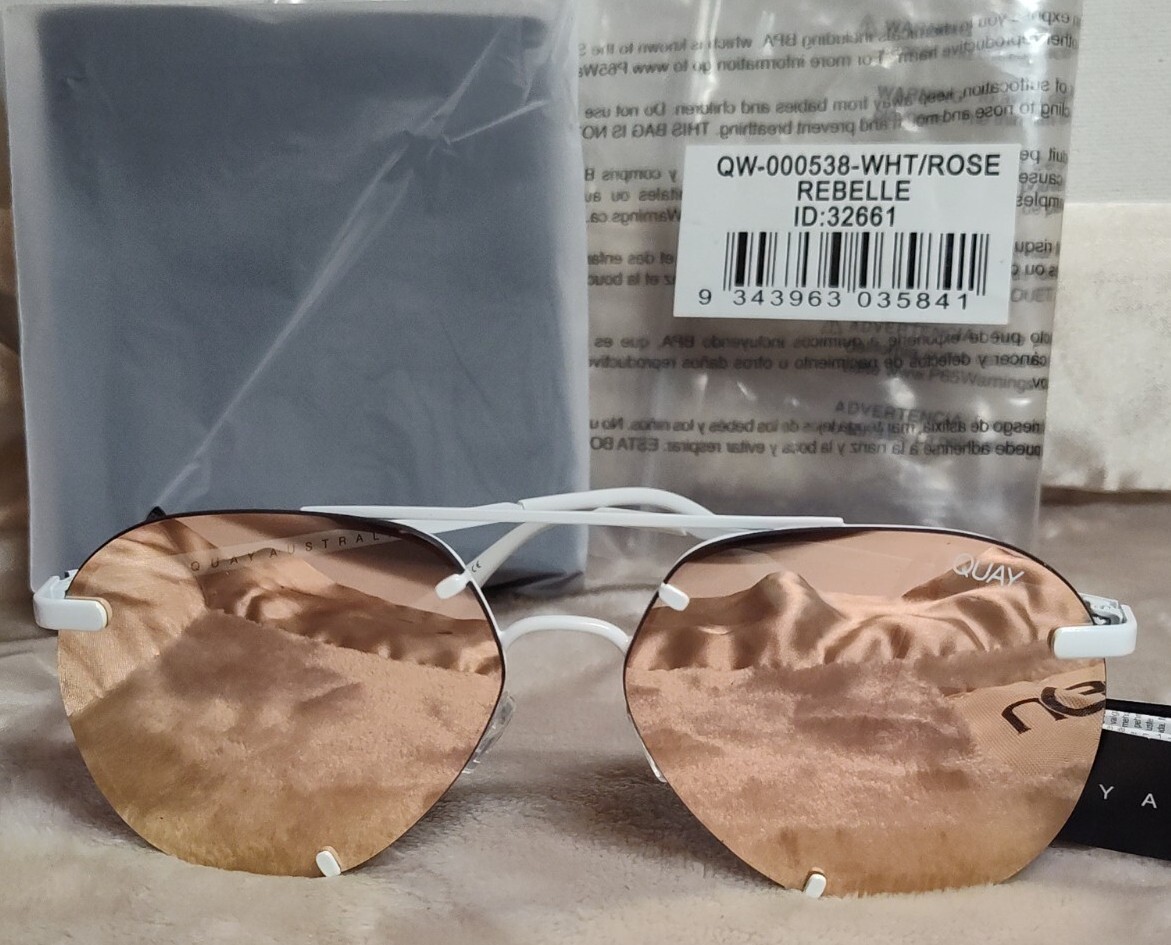 Quay Rebelle Aviator Sunglasses WHITE ROSE GOLD Quay Rebelle Bright White Frame/Rose Flash Lenses Aviator  main image 2