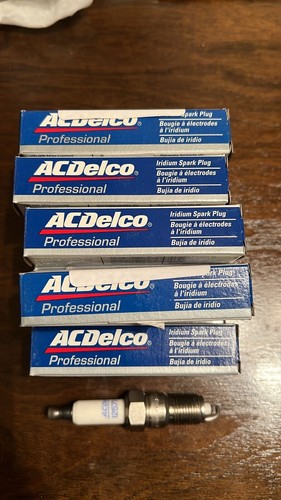 Genuine GM ACDelco Iridium Spark Plugs 41-104 Set Of 4 for Chevrolet Corvette - Foto 3 di 4
