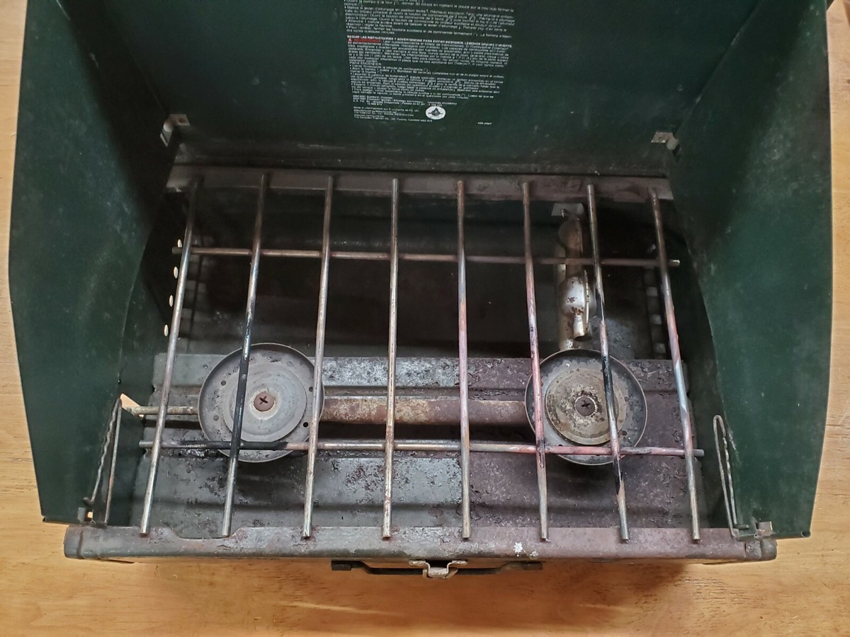 Vintage 1987 Coleman 425F Two-Burner Portable Camping Stove - No