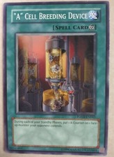1996 YU-GI-OH "A CELL BREEDING DEVICE" [Spell Card] WHITE Title Card FOTB-EN043