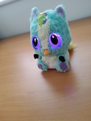 Hatchimal Hatchibabies Baby Ponette, 6 Zoll sprechend blaugrün interaktives Spielzeug - Bild 5 von 7