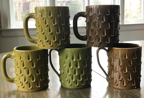 Vintage Set 5 Handmade Mugs Italy Italian Pottery Tear Drop Fluting MCM Ceramic