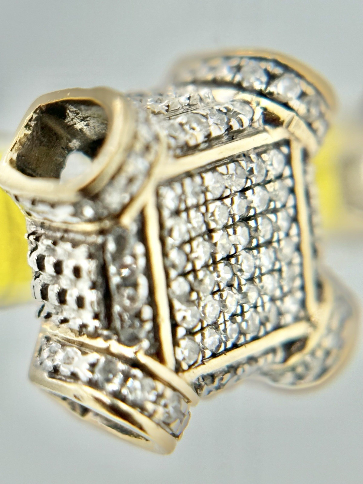 14k Solid Gold Classy Stud Earrings Diamonds .50c… - image 3