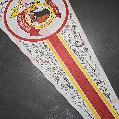 Washington Redskins Football 50th Anniversary 1986 Team Signed Pennant 29" - Bild 3 von 13