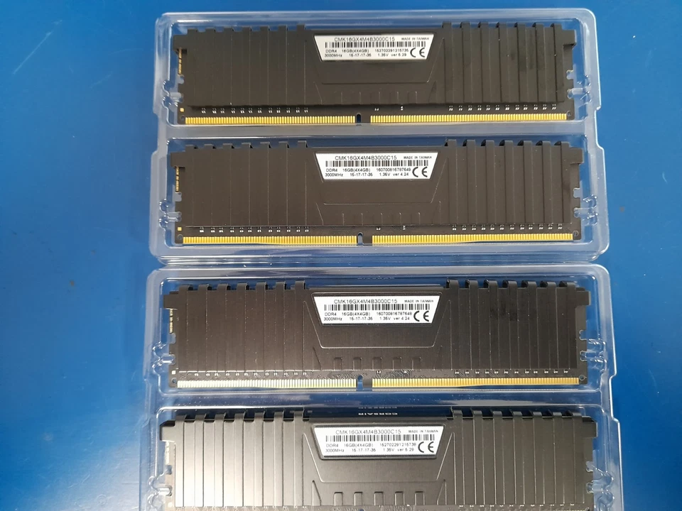CMK16GX4M4B3000C15 Vengeance LPX 16 GB (4 x 4 GB) DDR4 3000 MHz - Image 3 of 4