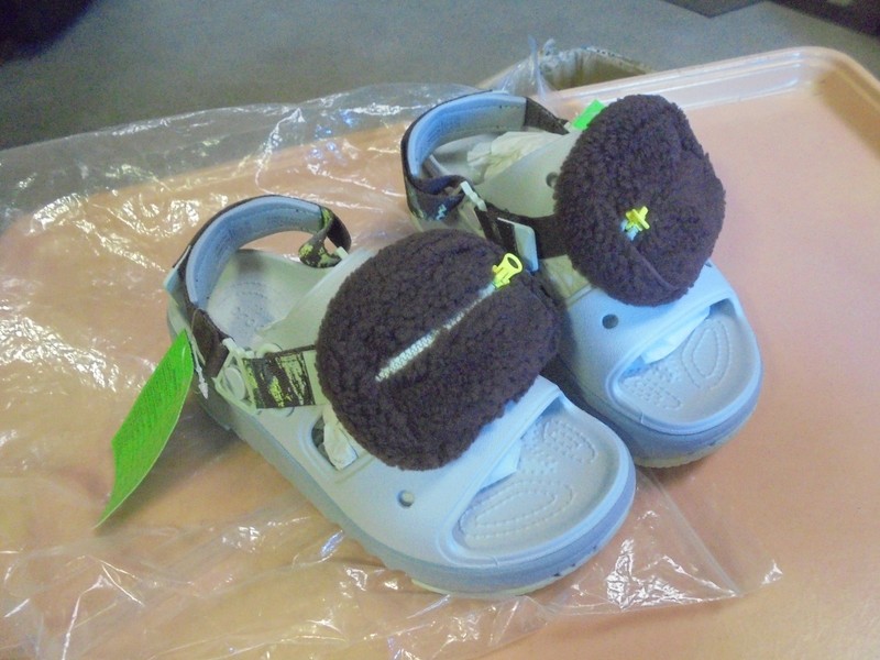 New Crocs Hikers Xscape Festival Sandal Men's 5 Women's 7 Atmosphere