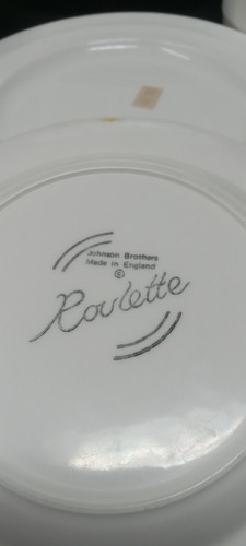 Johnson Brothers England Roulette weiß Geschirr 19 Teile - Bild 3 von 3