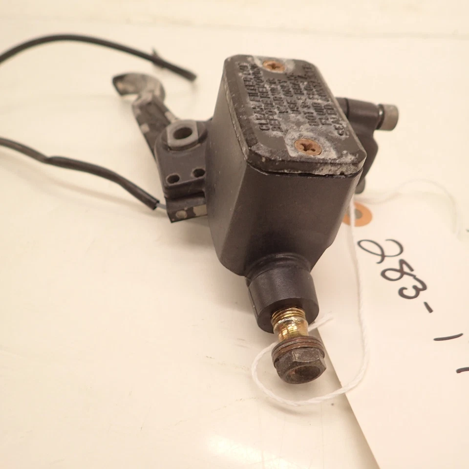 Главный цилиндр переднего тормоза с рычагом Ducati 750 super sport ss ie 750ss ss750 - Изображение 4 из 4