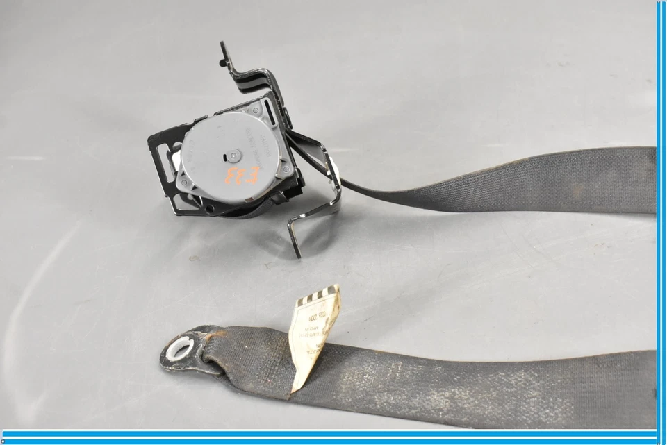 07-12 Lexus LS460 Rear Centre Middle Seat Belt Retractor 1040955-A7601 Oem - Image 4 of 4