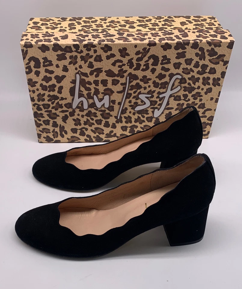 Zapatos de salón de tacón alto festoneado de gamuza negra con suela francesa talla 7,5 B Foto 3 de 4