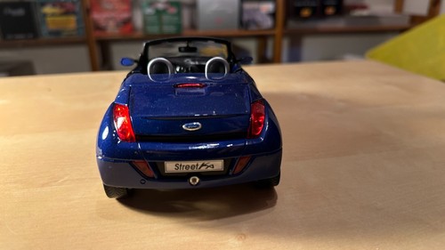 Ford KA Street welly 1:18 coche escala diecast - Imagen 3 de 5