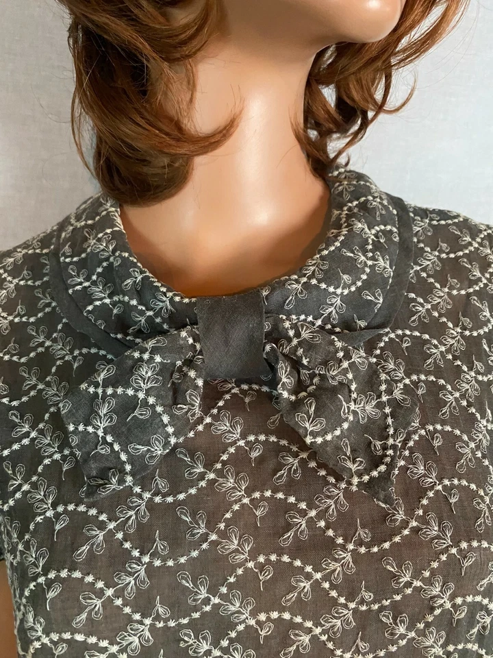 Vestido de día vaina a medida de colección años 50-60 gris blanco texturizado lazo fijo semi transparente L Foto 2 de 4