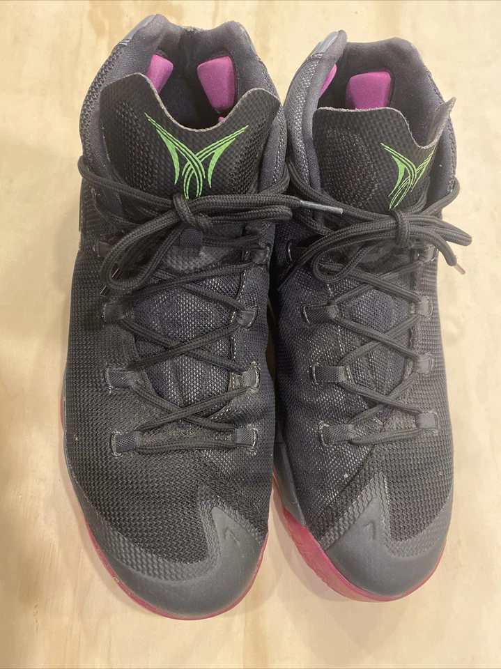 0451) Nike Air Jordan Melo M12 The Dungeon” Baloncesto 827176-030 Para hombres Talla 13 Foto 2 de 4