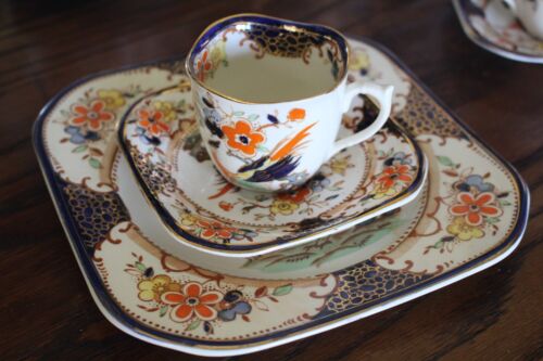 Vintage 35 Piece Set Woods Burslem Denbigh English Bird Flowers Gold Trim - Picture 15 of 17