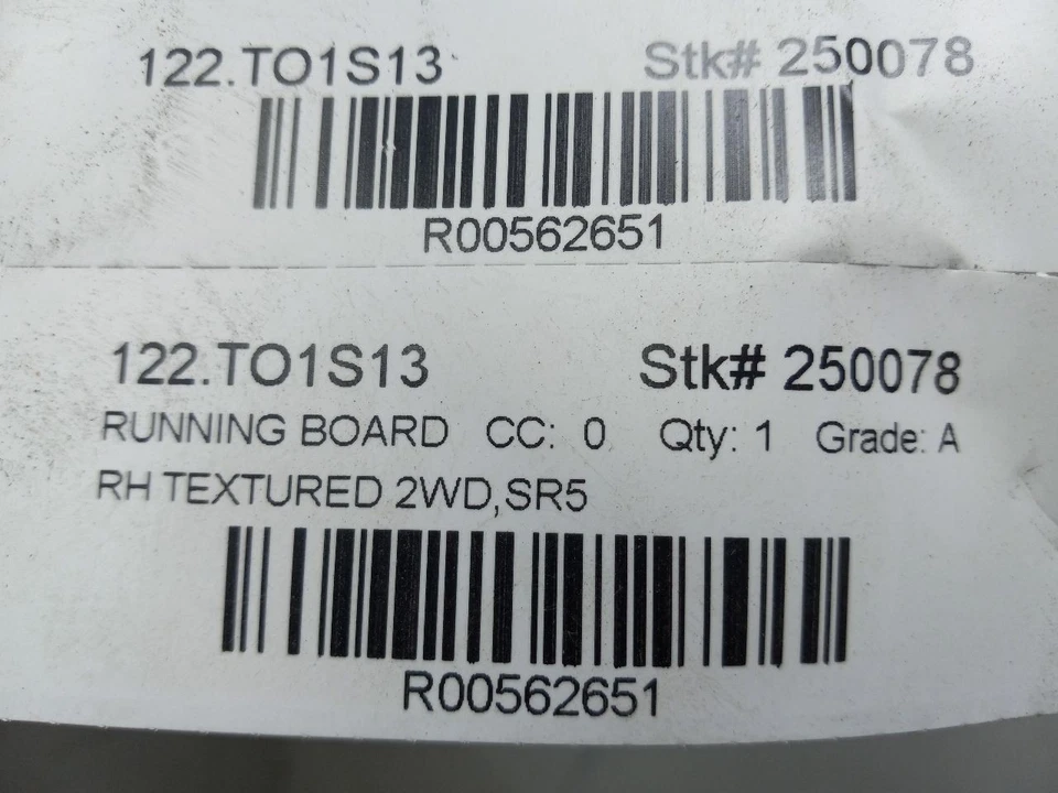 13 TOYOTA SEQUOIA SR5 PASSENGER RIGHT RUNNING BOARD TEXTURED - Image 3 of 4