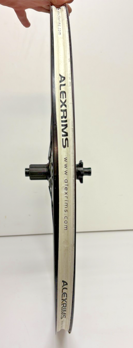 Ruote tubeless ready: nastratura e latticizzazione | MTB Mag Ruote tubeless ready: nastratura e latticizzazione | MTB Mag