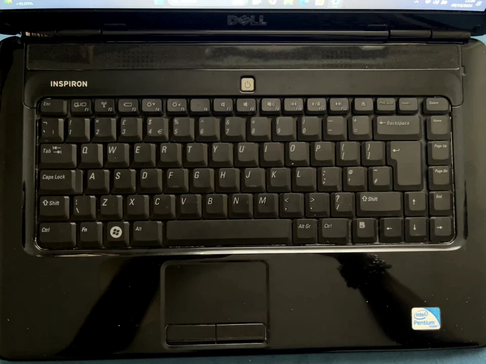 Dell Inspiron 1545 Intel 2.20ghz 4gb ram 320Gb hdd Windows 11 & Office 365 - Image 3 of 4