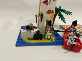 LEGO Pirates: Sabre Island (6265) 100% Complete With Manual in Great Condition