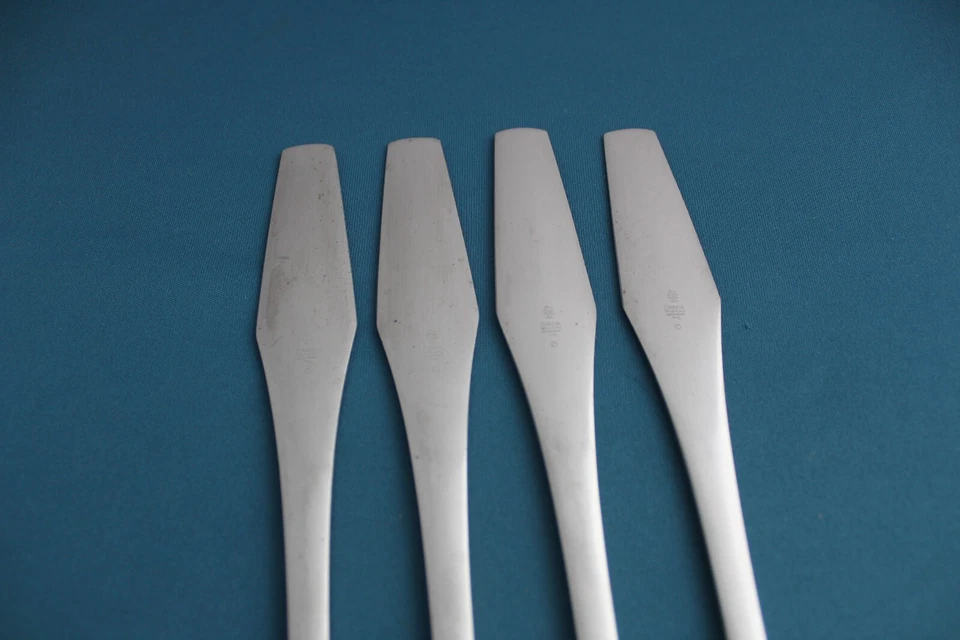 4 Dinner Knives Solid Dansk ODIN Satin Stainless Germany 8 1/2" - Image 3 of 4