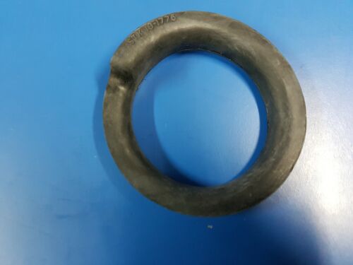 Mercedes W108 - W113 - Rubber under rear spring. Pt: - 110 325 01 85, 1103250185 - Picture 1 of 3