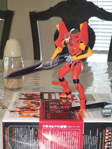 Revoltech Yamaguchi No.27 Evangelion Eva-02 Figure Kaiyodo H4668