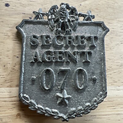 Secret Agent Badge Toy 070 METAL PINBACK BADGE TOY VINTAGE 1950S 007 Spy Bond KO