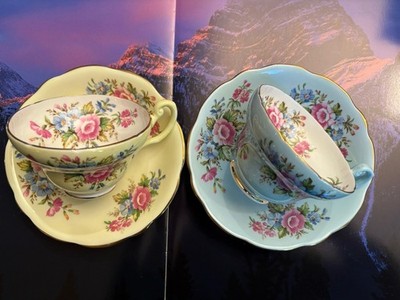E. B. Foley Wildflower Bouquet Gold Trim 2 Tea Cups & Saucers Blue & Yellow