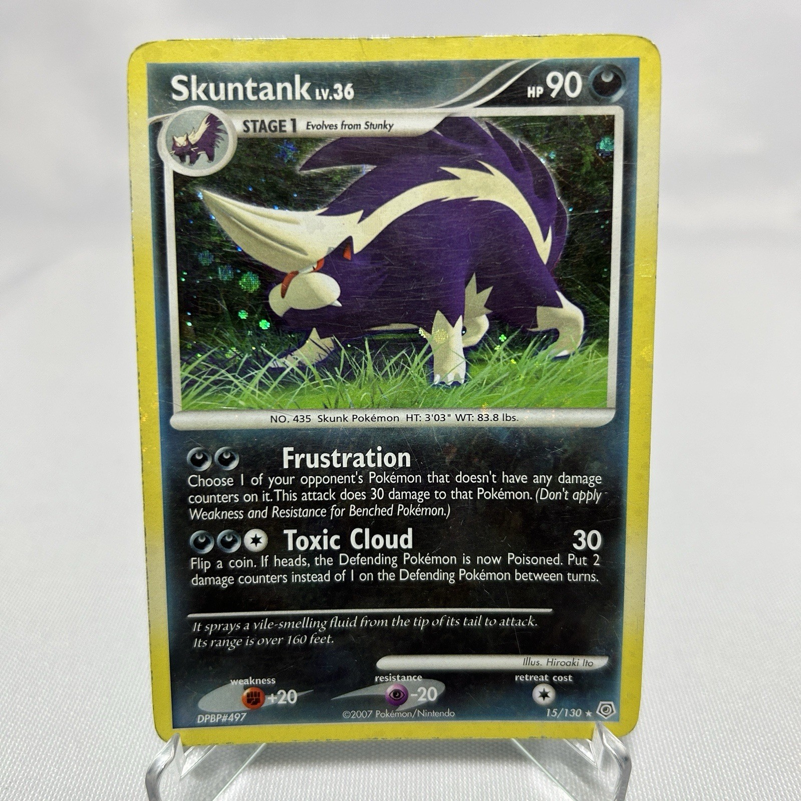 Skuntank  HOLO 15/130 Diamond & Pearl (DMG) Pokemon Card